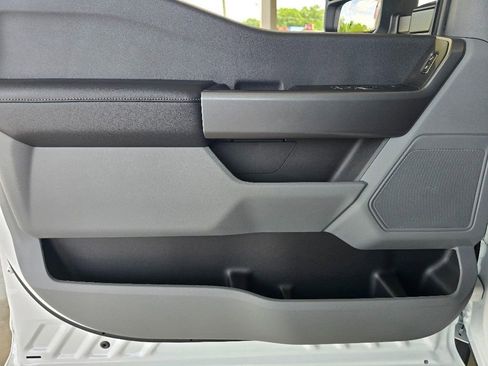 New 2025 Ford F450 XLT image 6