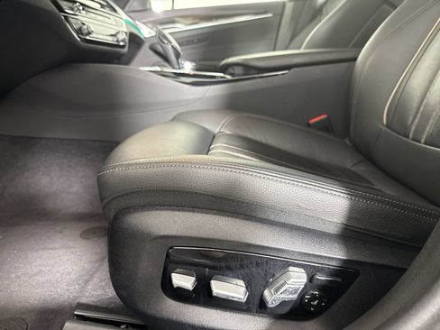 Used 2018 BMW 540i xDrive AWD/4WD image 15