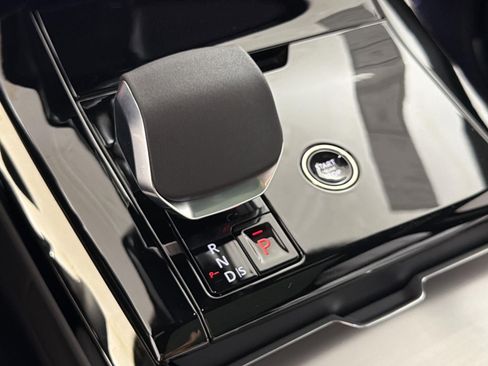 New 2026 Land Rover Range Rover Sport SE image 16