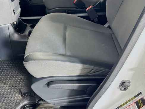 Used 2021 Nissan NV200 SV image 25