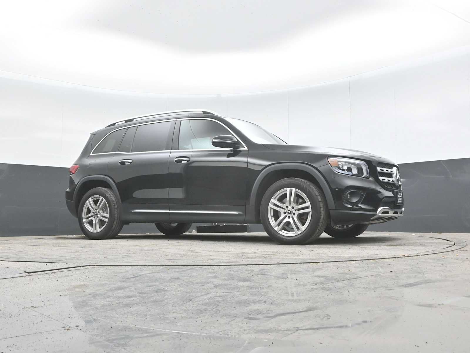 Used 2021 Mercedes-Benz GLB 250 4MATIC image 27