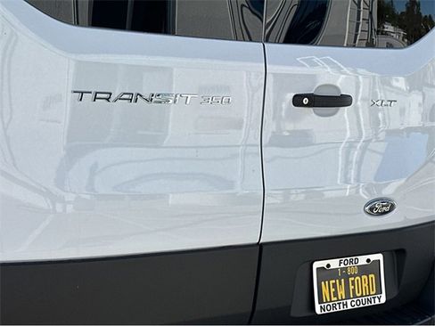 Used 2024 Ford Transit 350 XLT image 38