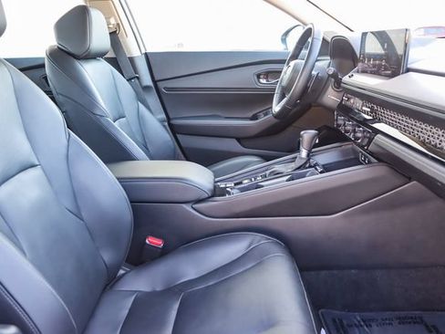 Used 2024 Honda Accord Touring image 18