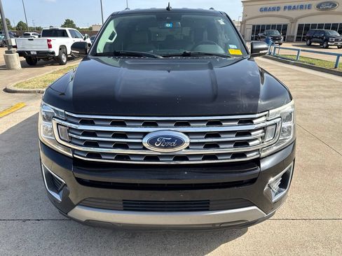 Used 2020 Ford Expedition Limited RWD image 2