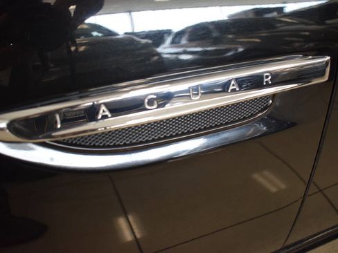 Used 2013 Jaguar XK Convertible image 6