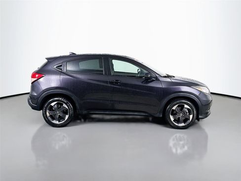 Used 2018 Honda HR-V EX image 10