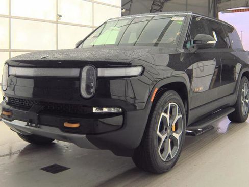 Used 2023 Rivian R1S Adventure AWD/4WD image 2