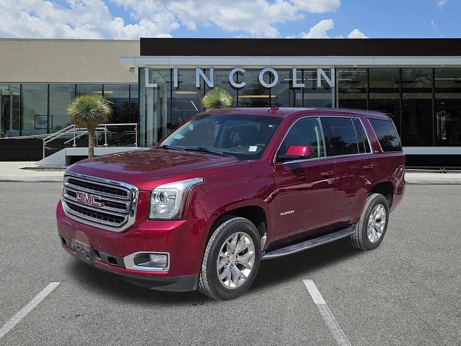 Used 2019 GMC Yukon SLT w/ Open Road Package RWD image 1