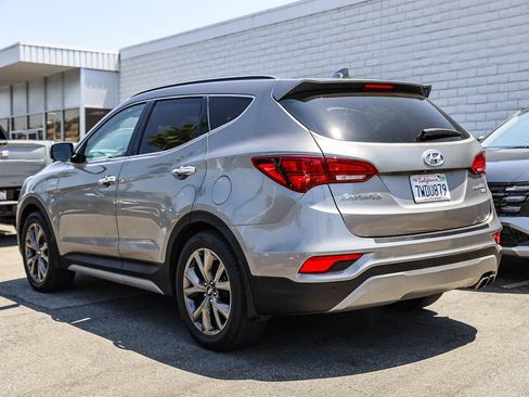 Used 2017 Hyundai Santa Fe Sport w/ 2.0T Ultimate Tech Package 05 FWD image 4
