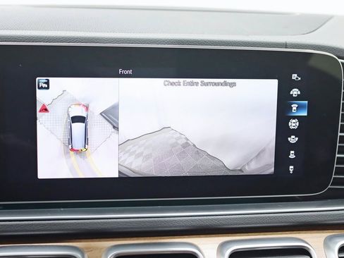 Used 2022 Mercedes-Benz GLS 450 4MATIC image 22