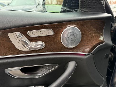 Used 2017 Mercedes-Benz E 300 4MATIC image 10