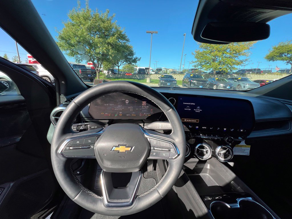 Used 2024 Chevrolet Blazer EV LT AWD/4WD image 44