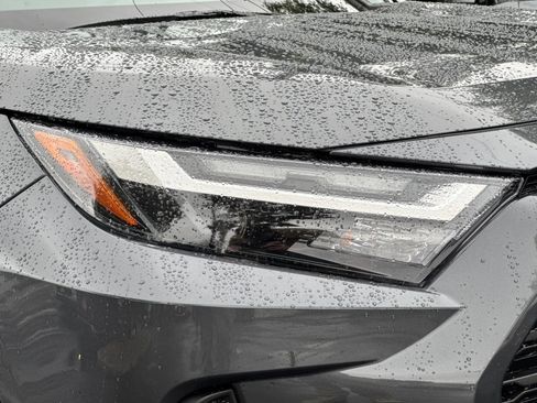 New 2025 Toyota RAV4 XLE image 31