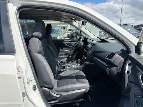 Certified 2021 Subaru Forester Premium AWD/4WD image 27