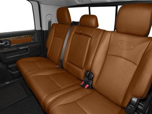 Used 2014 RAM 2500 Laramie w/ Cold Weather Group image 16