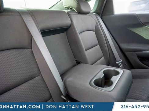 Used 2020 Chevrolet Malibu LT image 23
