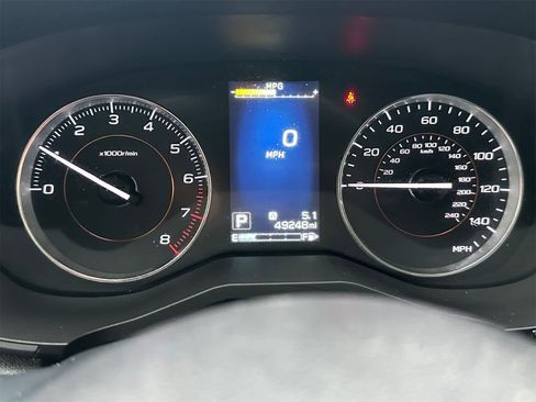 Used 2019 Subaru Crosstrek 2.0i Limited w/ Moonroof Package w/Navigation image 17