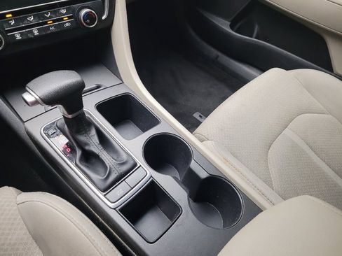 Used 2018 Kia Optima LX FWD image 26