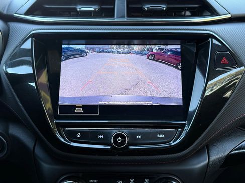 Used 2022 Chevrolet TrailBlazer RS w/ Sun and Liftgate Package image 16