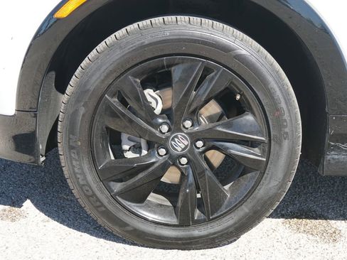 Used 2024 Buick Encore GX Sport Touring image 13