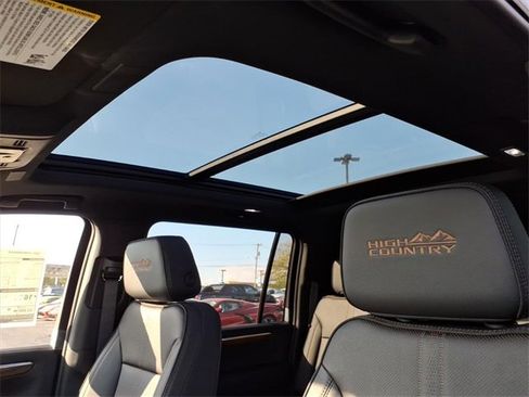 New 2026 Chevrolet Suburban High Country w/ Sun And Tow Package image 8