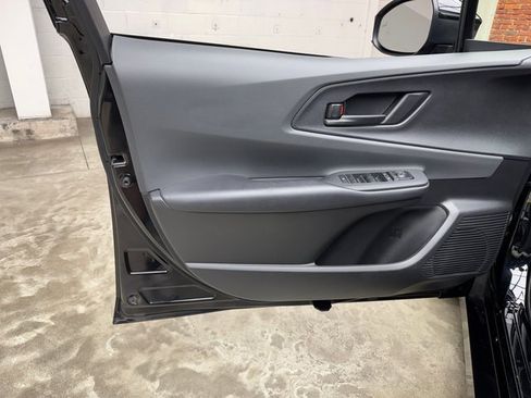 Used 2024 Toyota Prius LE image 10