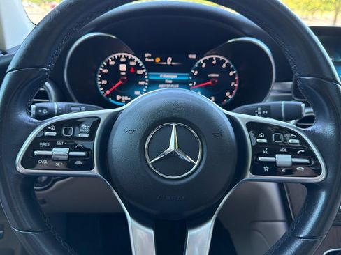 Used 2021 Mercedes-Benz GLC 300 4MATIC w/ Driver Assistance Package image 30