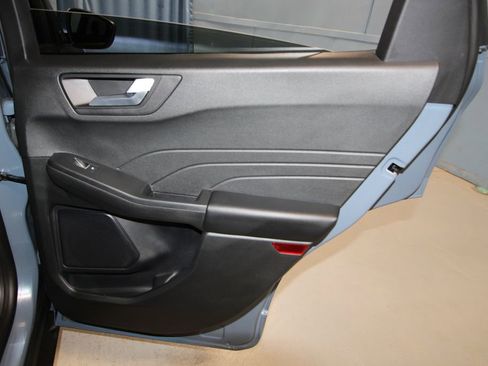 Used 2025 Ford Escape ST-Line Elite image 26