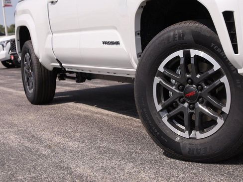 New 2026 Toyota Tacoma TRD Sport AWD/4WD image 3
