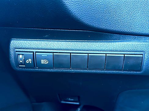 Used 2024 Toyota Corolla LE image 35