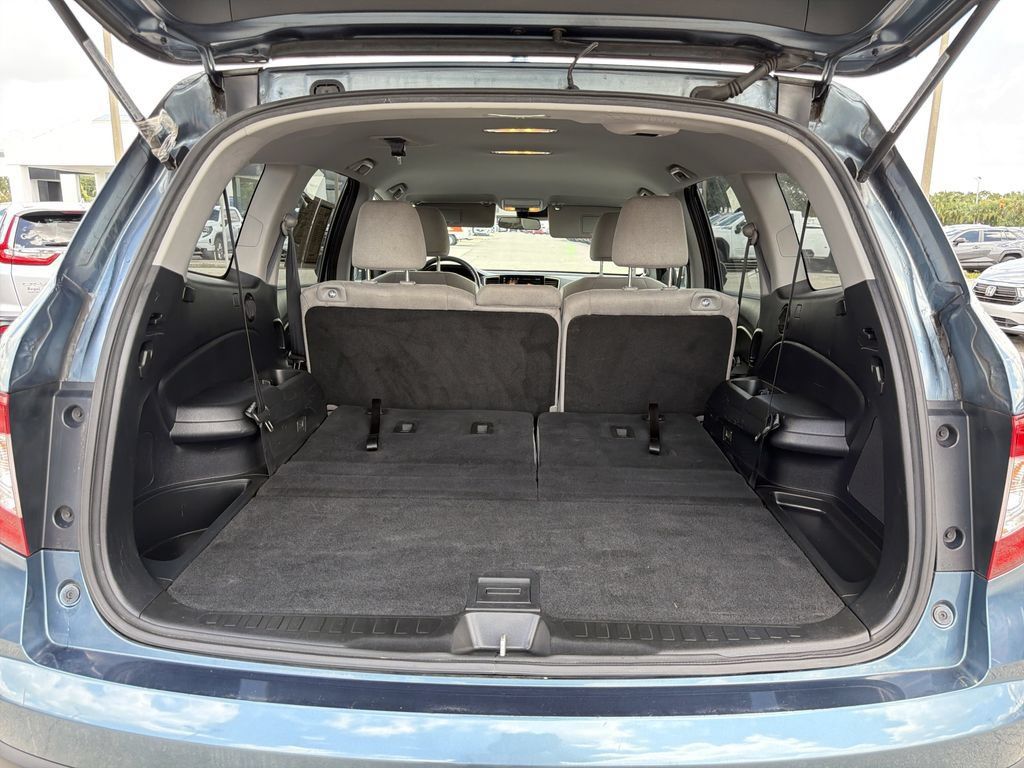 Used 2019 Honda Pilot EX image 11