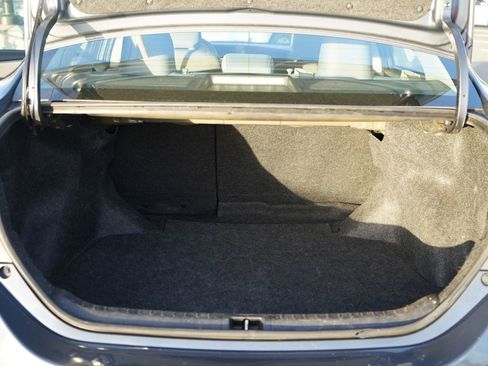 Used 2014 Toyota Corolla LE image 25