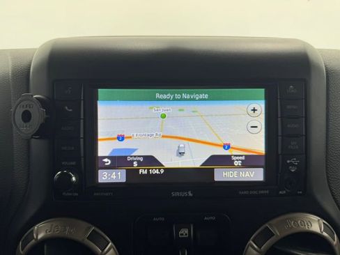 Used 2016 Jeep Wrangler Unlimited Sahara image 28