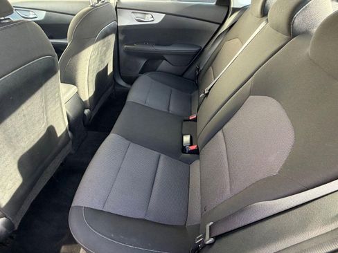 Used 2024 Kia Forte LXS image 27