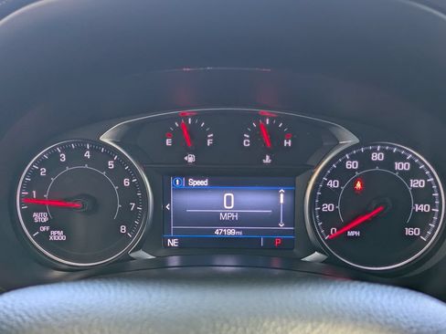 Used 2023 GMC Terrain SLE w/ Driver Convenience Package AWD/4WD image 7