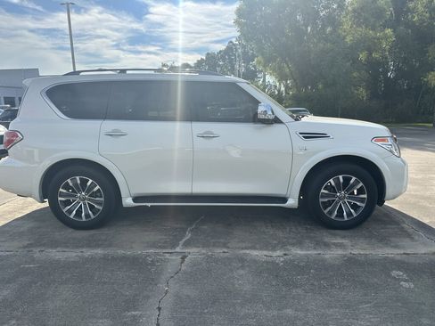 Used 2019 Nissan Armada Platinum w/ Captain's Chairs Package image 5