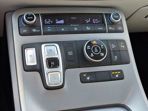Used 2020 Hyundai Palisade SEL w/ Convenience Package AWD/4WD image 15