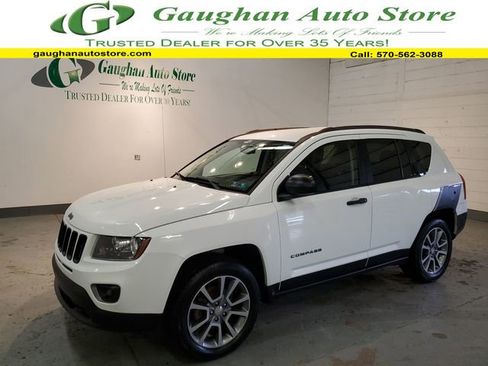 Used 2017 Jeep Compass Sport FWD image 1