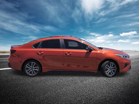 Used 2023 Kia Forte GT-Line w/ GT-Line Premium Package FWD image 20