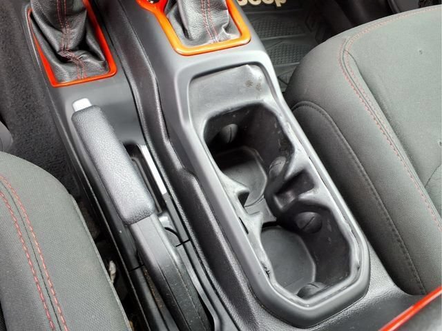 Used 2021 Jeep Wrangler Unlimited Rubicon AWD/4WD image 29