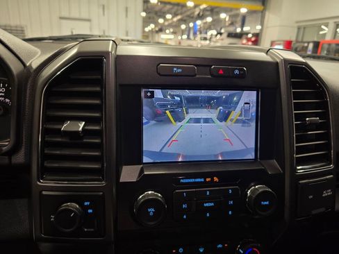 Used 2019 Ford F150 XLT w/ Equipment Group 302A Luxury RWD image 28