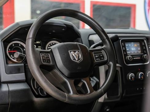 Used 2018 RAM 3500 Tradesman w/ Power & Remote Entry Group AWD/4WD image 16