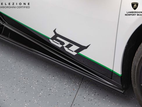 Used 2023 Lamborghini Huracan Tecnica image 5