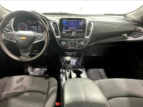 Used 2023 Chevrolet Malibu LT image 7