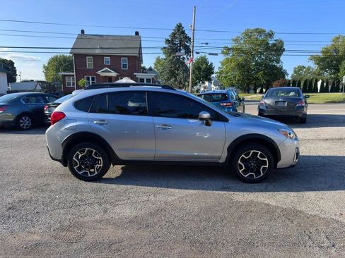Used 2016 Subaru Crosstrek 2.0i Premium AWD/4WD image 4
