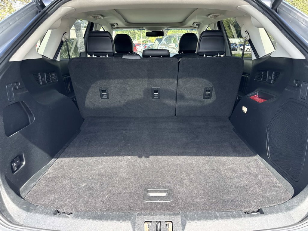 Used 2018 Ford Edge Sport w/ Equipment Group 401A AWD/4WD image 11
