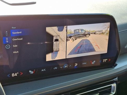 New 2026 Chevrolet Traverse LT w/ Enhanced Driving Package FWD image 13