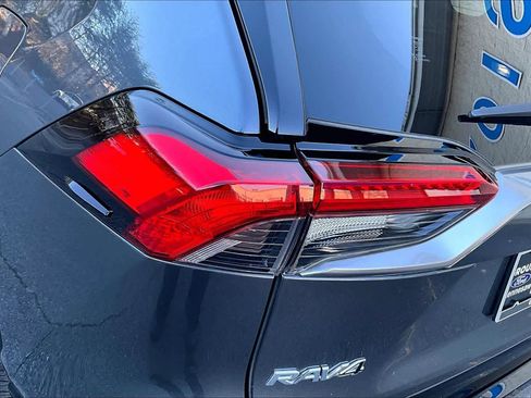 Used 2022 Toyota RAV4 XSE image 28