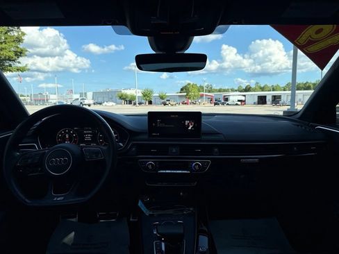 Used 2019 Audi A4 2.0T Premium Plus AWD/4WD image 17