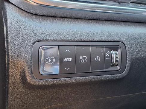 Certified 2025 GMC Terrain Elevation w/ Elevation Premium Package image 15